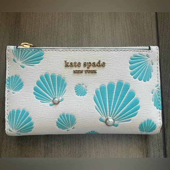 KATE SPADE | Morgan Seashell Wallet 🐚 - Picture 2 of 12